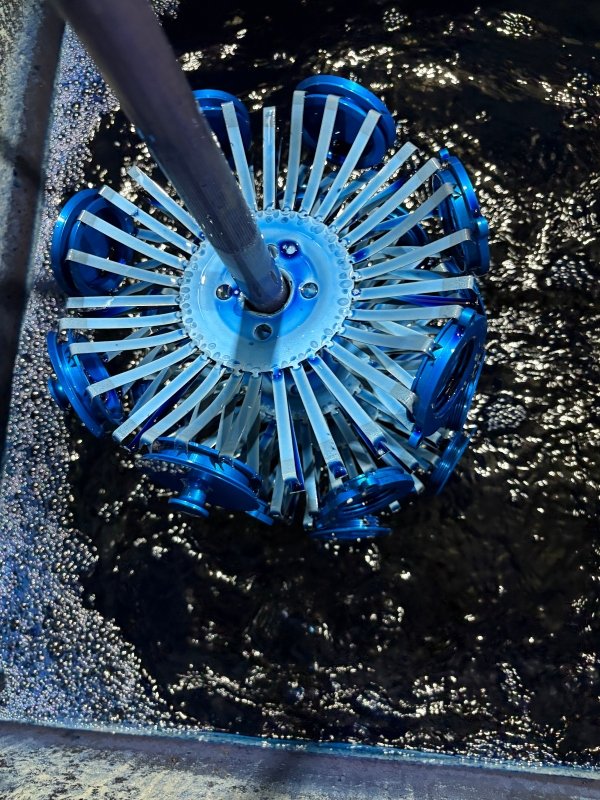 Hard Anodizing vs Regular Anodizing: How to Choose the Right Finish for Aluminum CNC Parts 15 Anodizing coloring process for aluminum CNC machined parts