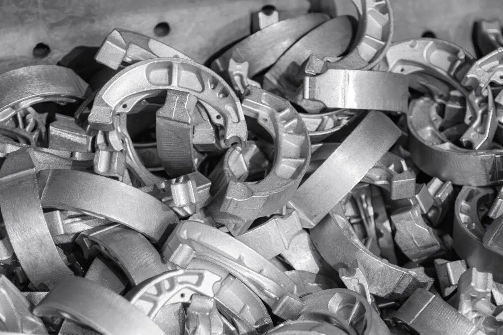 Die Casting Design Guide: Materials, Defects, Tolerances and CNC Finishing 11 Die cast metal part for machining and finishing