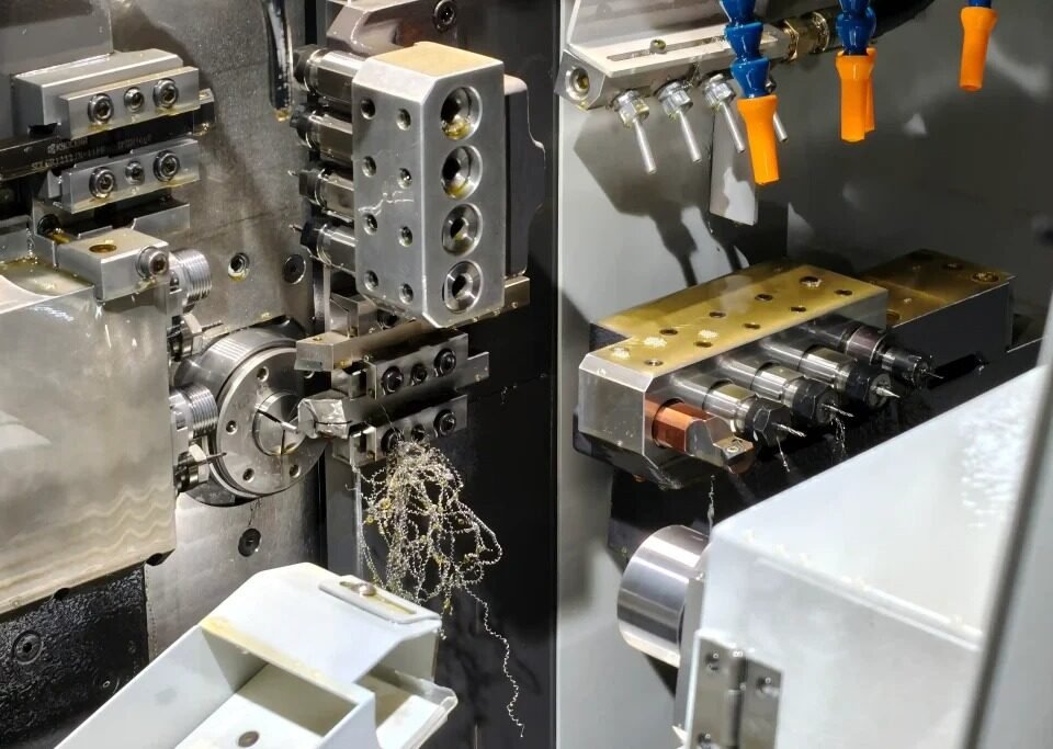 imgi 41 Swiss machining process for long slender precision turned parts 1024x683 1